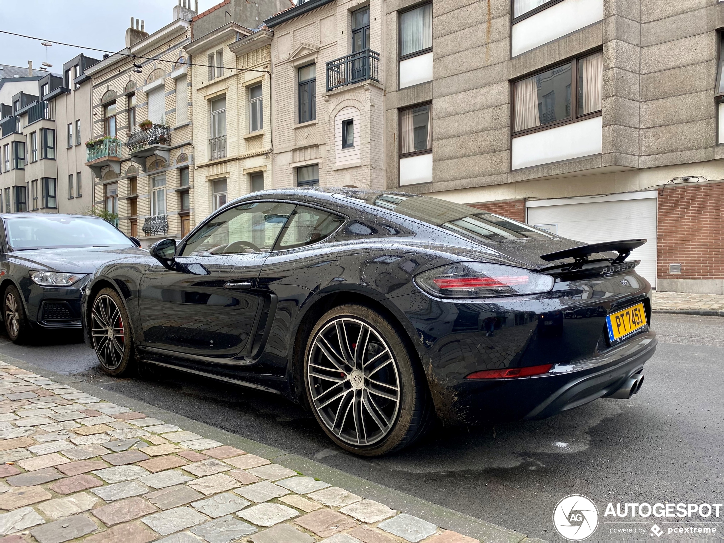 Porsche 718 Cayman S