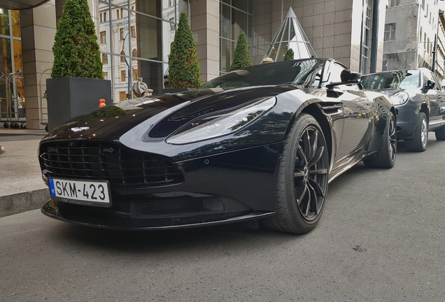 Aston Martin DB11 AMR