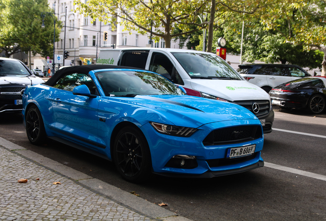 Ford Mustang GT Convertible 2015 Black Shadow Edition