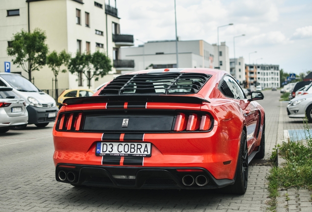 Ford Mustang Shelby GT350 2015