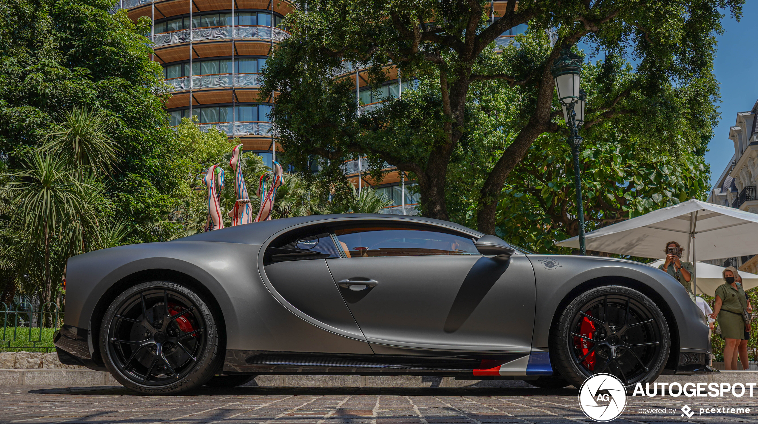 Witness the Bugatti Chiron Sport 'Les Legends du Ciel