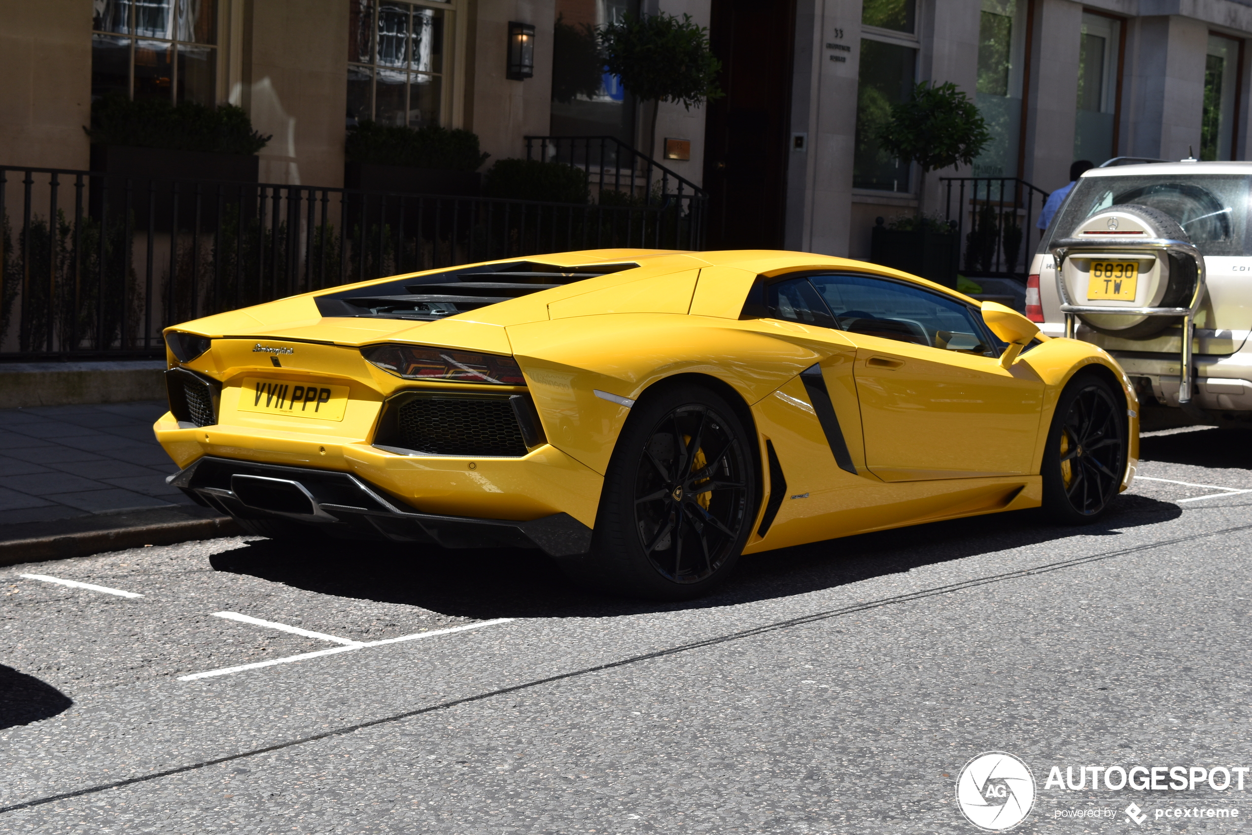 Lamborghini Aventador LP700-4