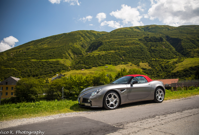 Alfa Romeo 8C Spider