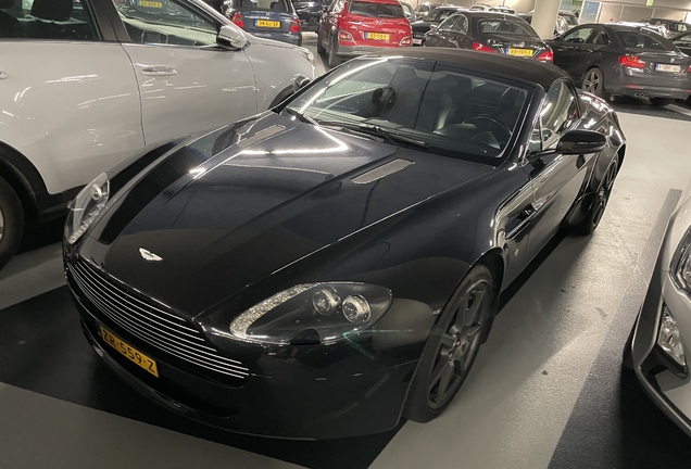 Aston Martin V8 Vantage Roadster