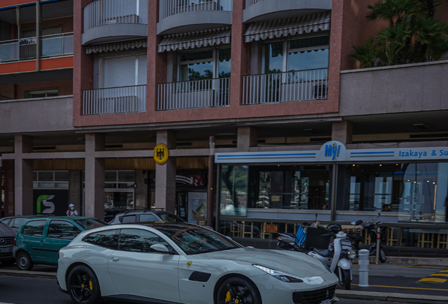 Ferrari GTC4Lusso T