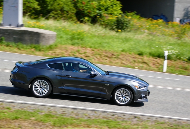 Ford Mustang GT 2015