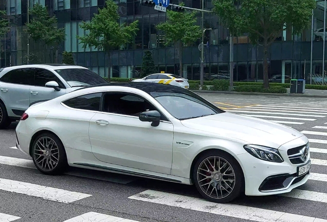 Mercedes-AMG C 63 S Coupé C205