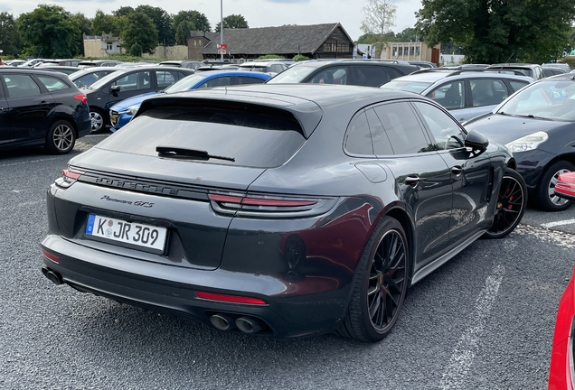 Porsche 971 Panamera GTS Sport Turismo