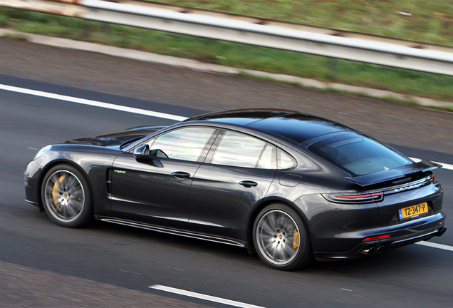 Porsche 971 Panamera Turbo S E-Hybrid