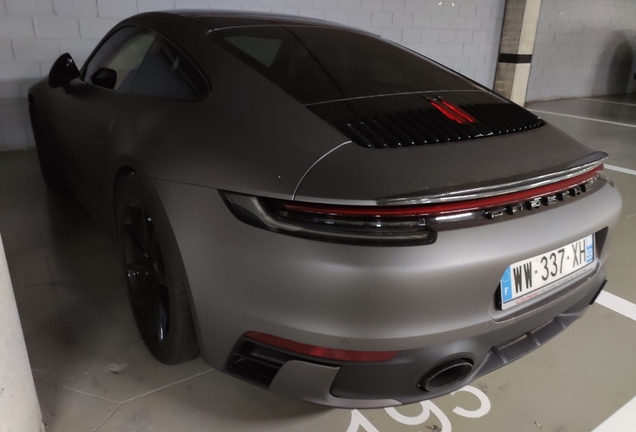 Porsche 992 Carrera 4S