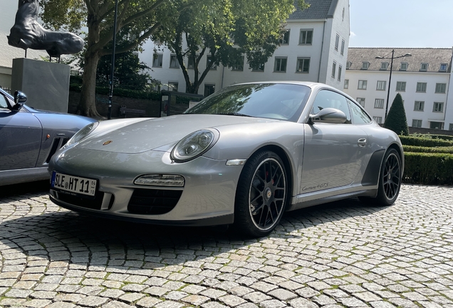 Porsche 997 Carrera 4 GTS