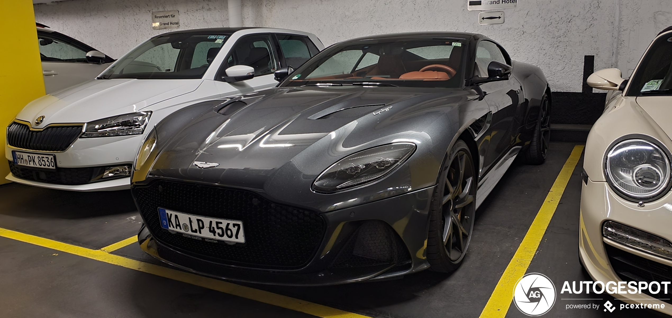 Aston Martin DBS Superleggera