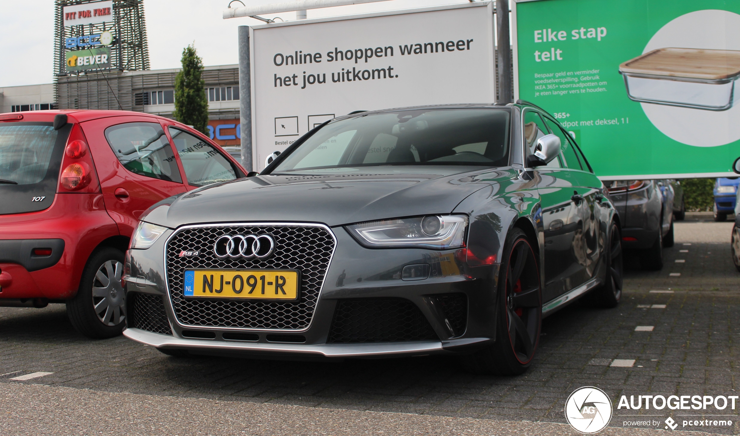 Audi RS4 Avant B8