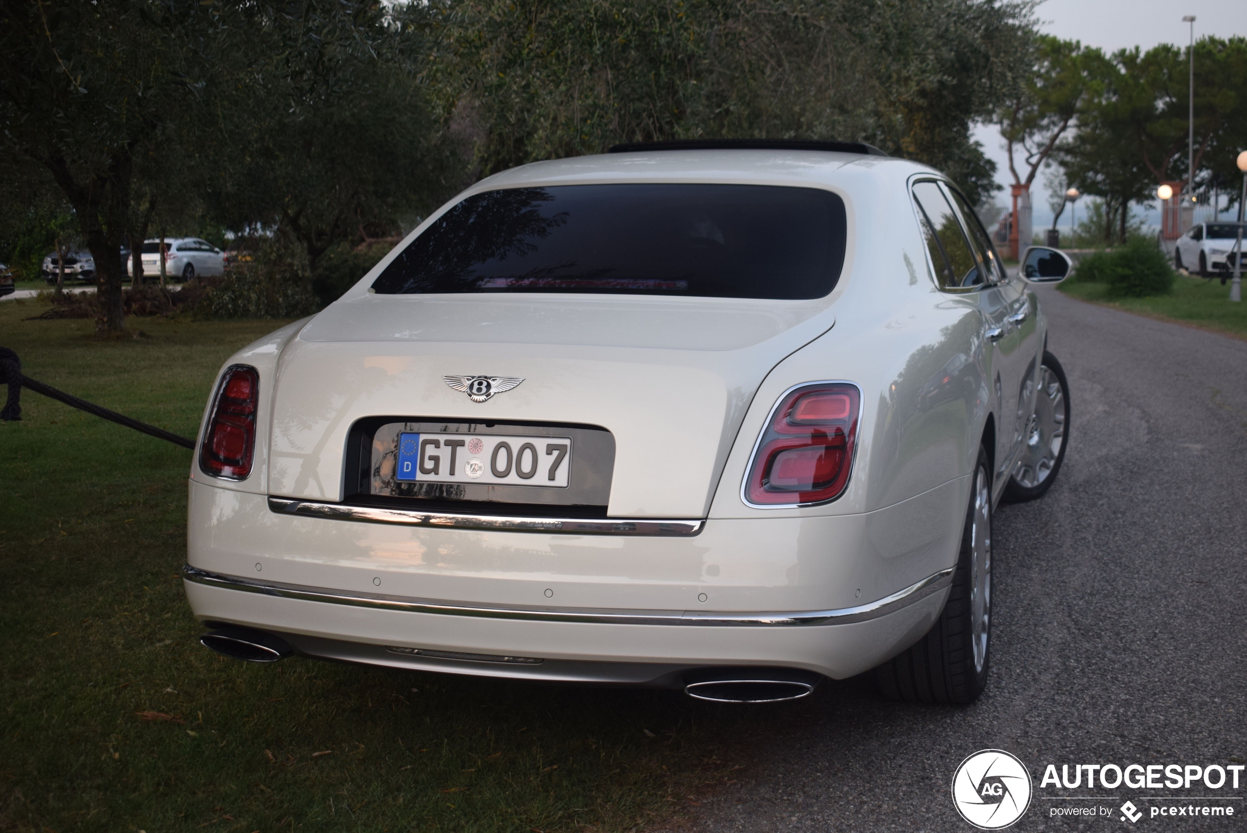 Bentley Mulsanne 2016