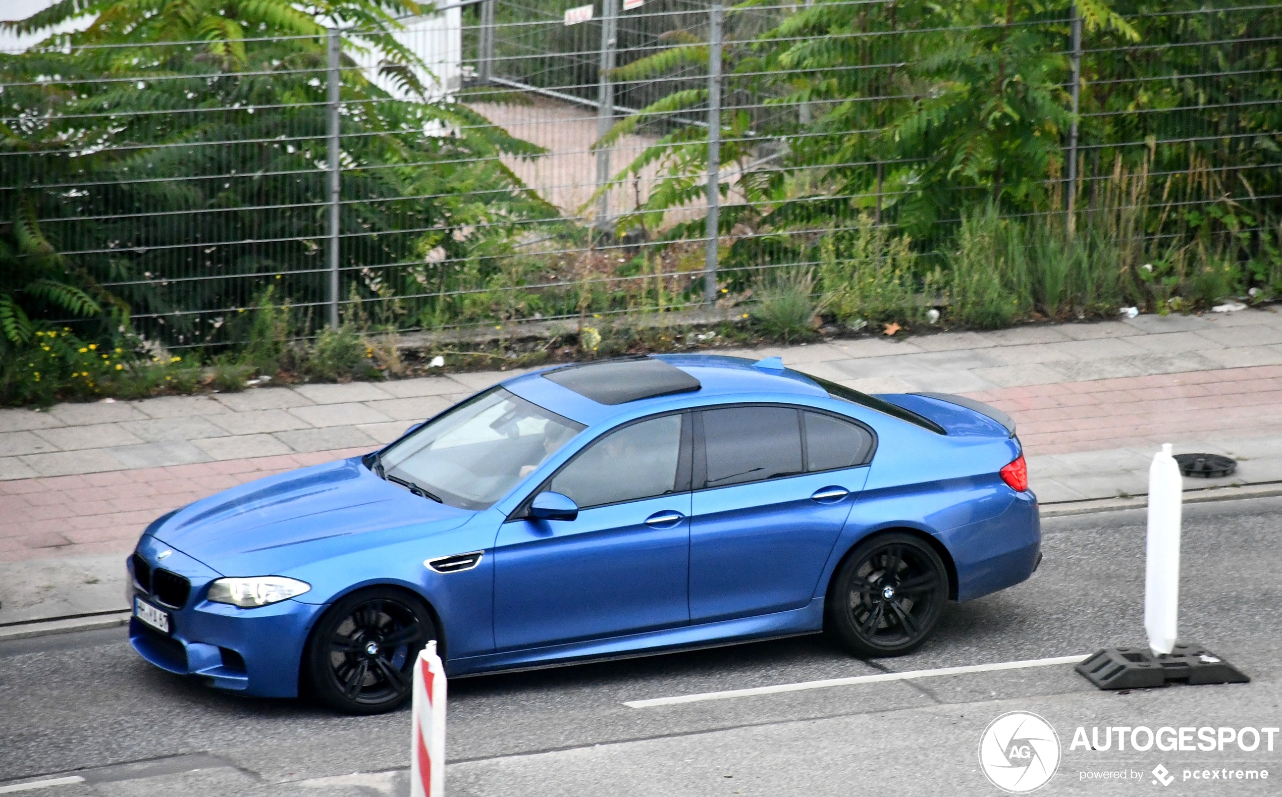 BMW M5 F10 2011