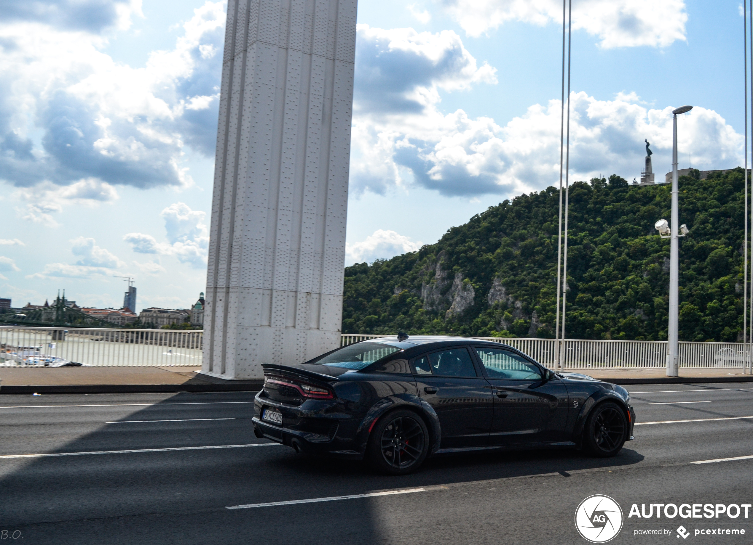 Dodge Charger SRT Hellcat Widebody