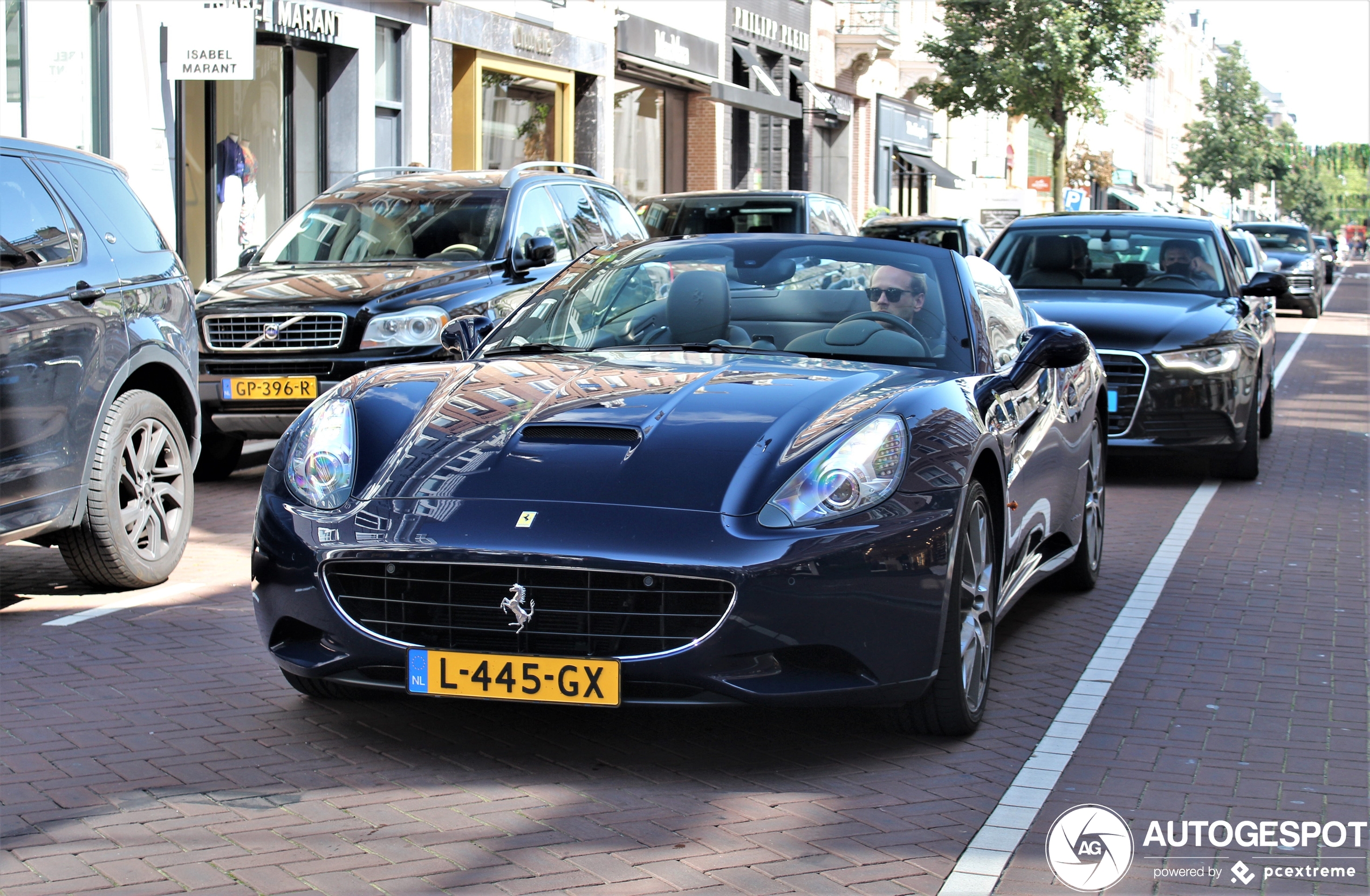 Ferrari California