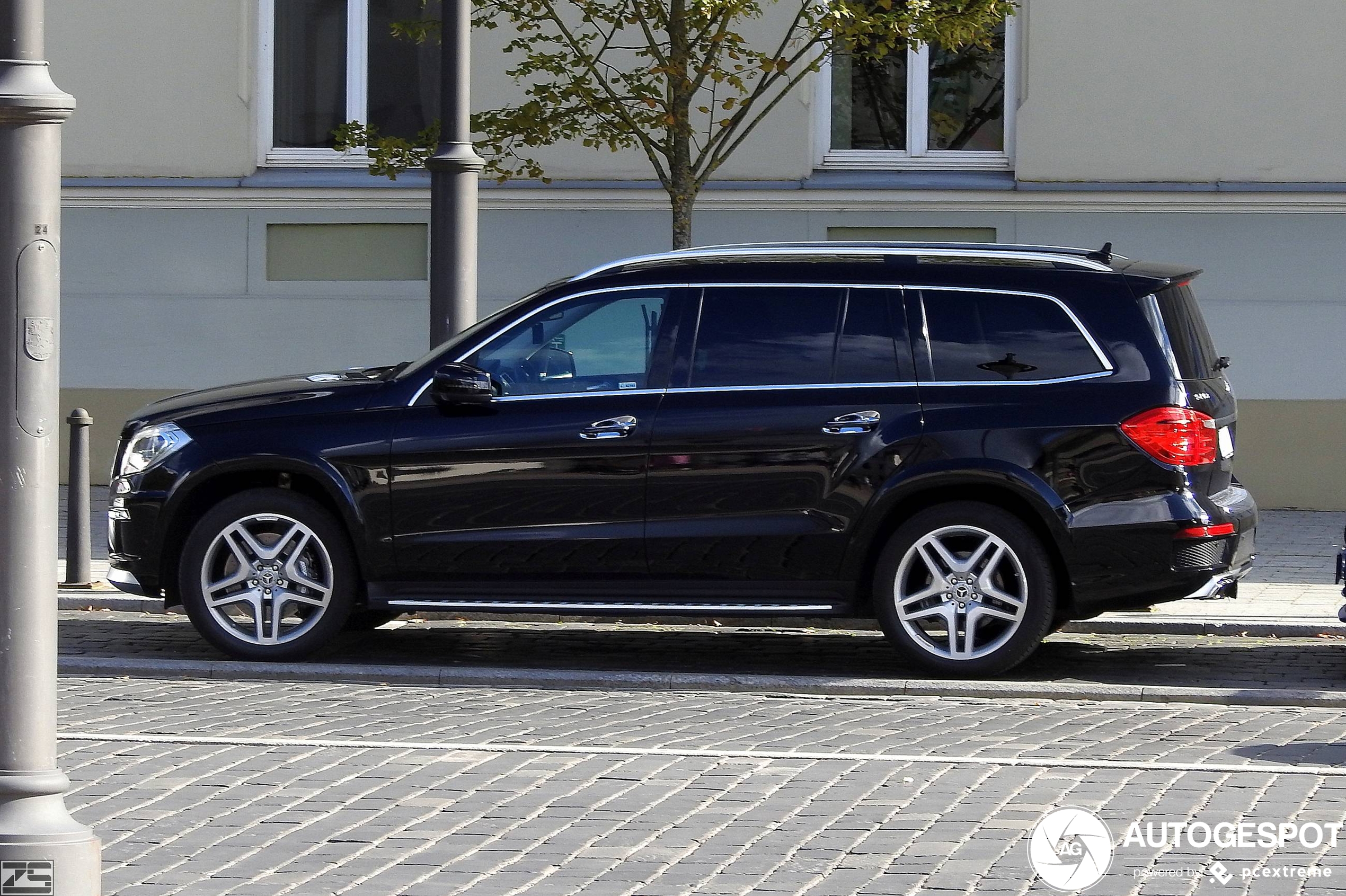 Mercedes-Benz GL 63 AMG X166