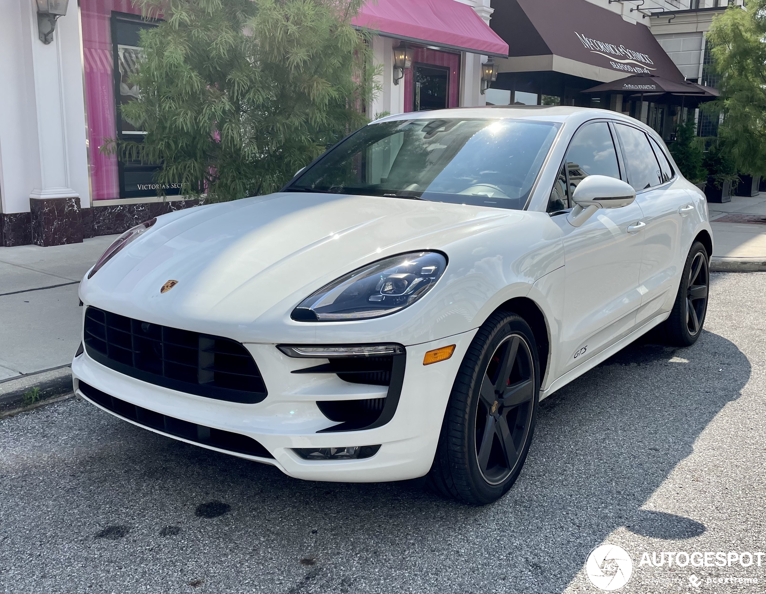 Porsche 95B Macan GTS