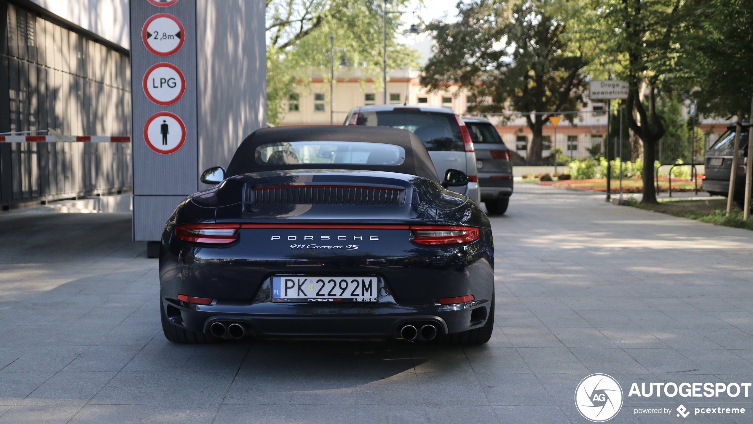 Porsche 991 Carrera 4S Cabriolet MkII