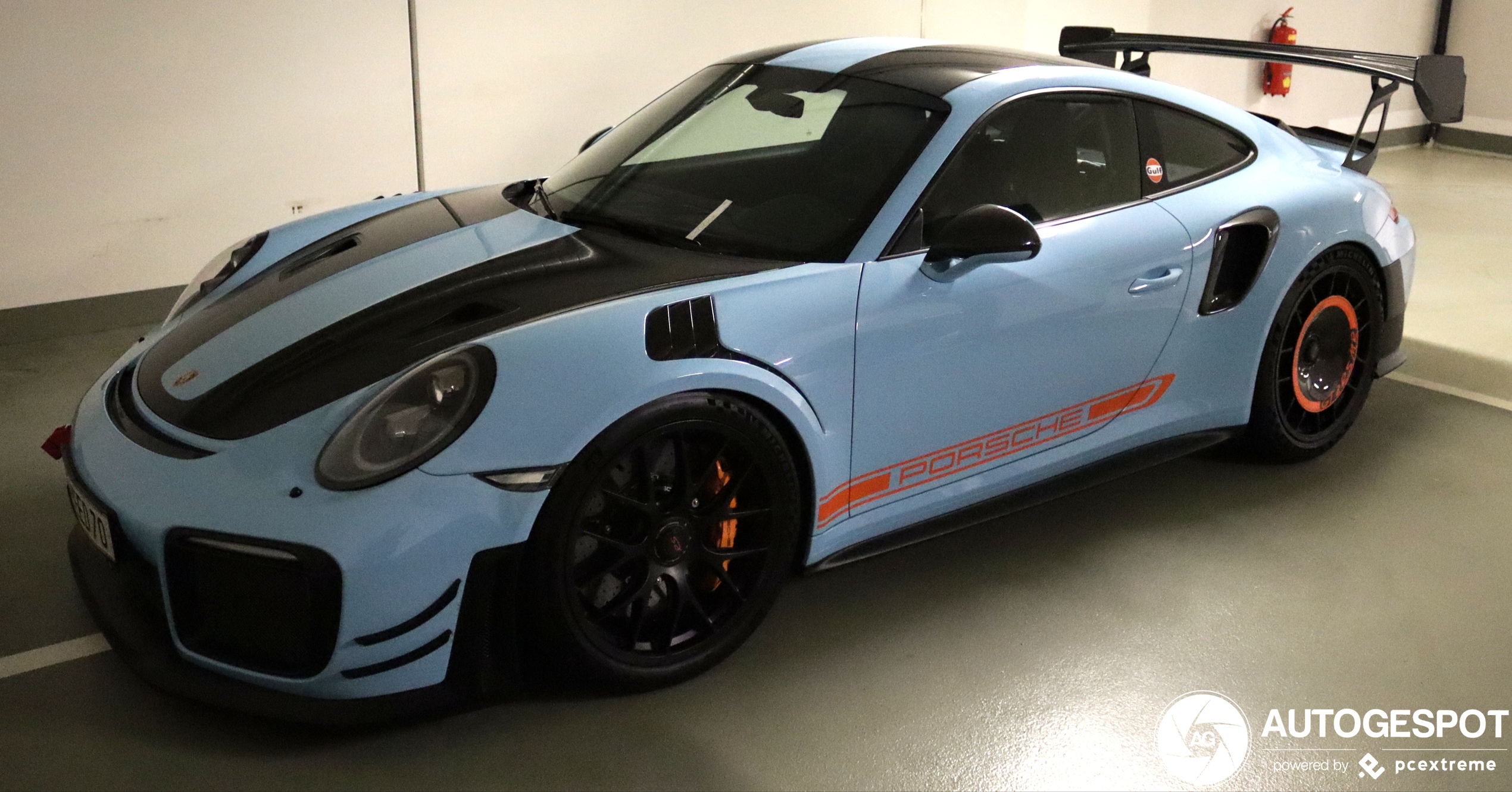 Porsche Manthey Racing 991 GT2 RS MR