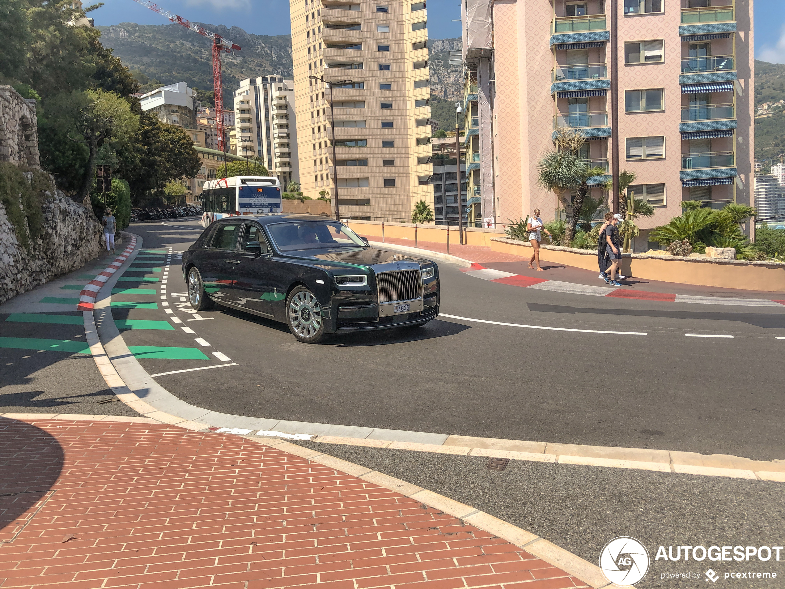 Rolls-Royce Phantom VIII EWB