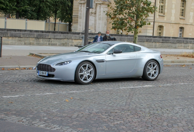 Aston Martin V8 Vantage