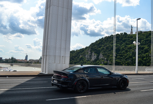 Dodge Charger SRT Hellcat Widebody