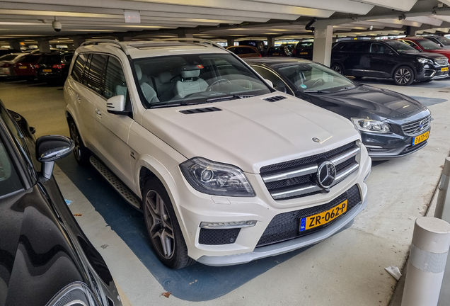 Mercedes-Benz GL 63 AMG X166