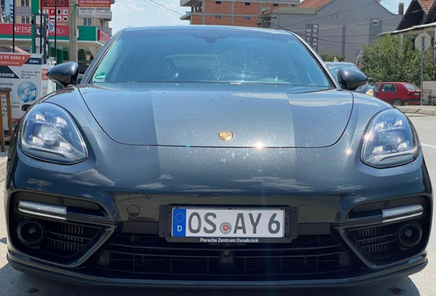 Porsche 971 Panamera Turbo