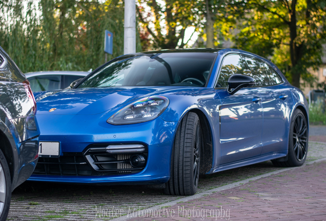 Porsche 971 Panamera Turbo S E-Hybrid Sport Turismo