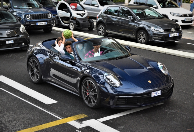 Porsche 992 Carrera 4S Cabriolet