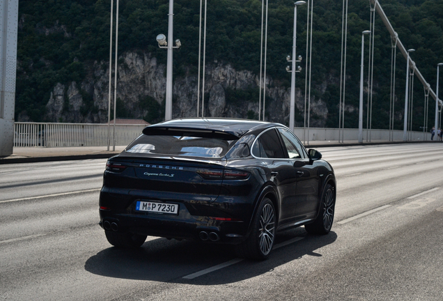 Porsche Cayenne Coupé Turbo S E-Hybrid