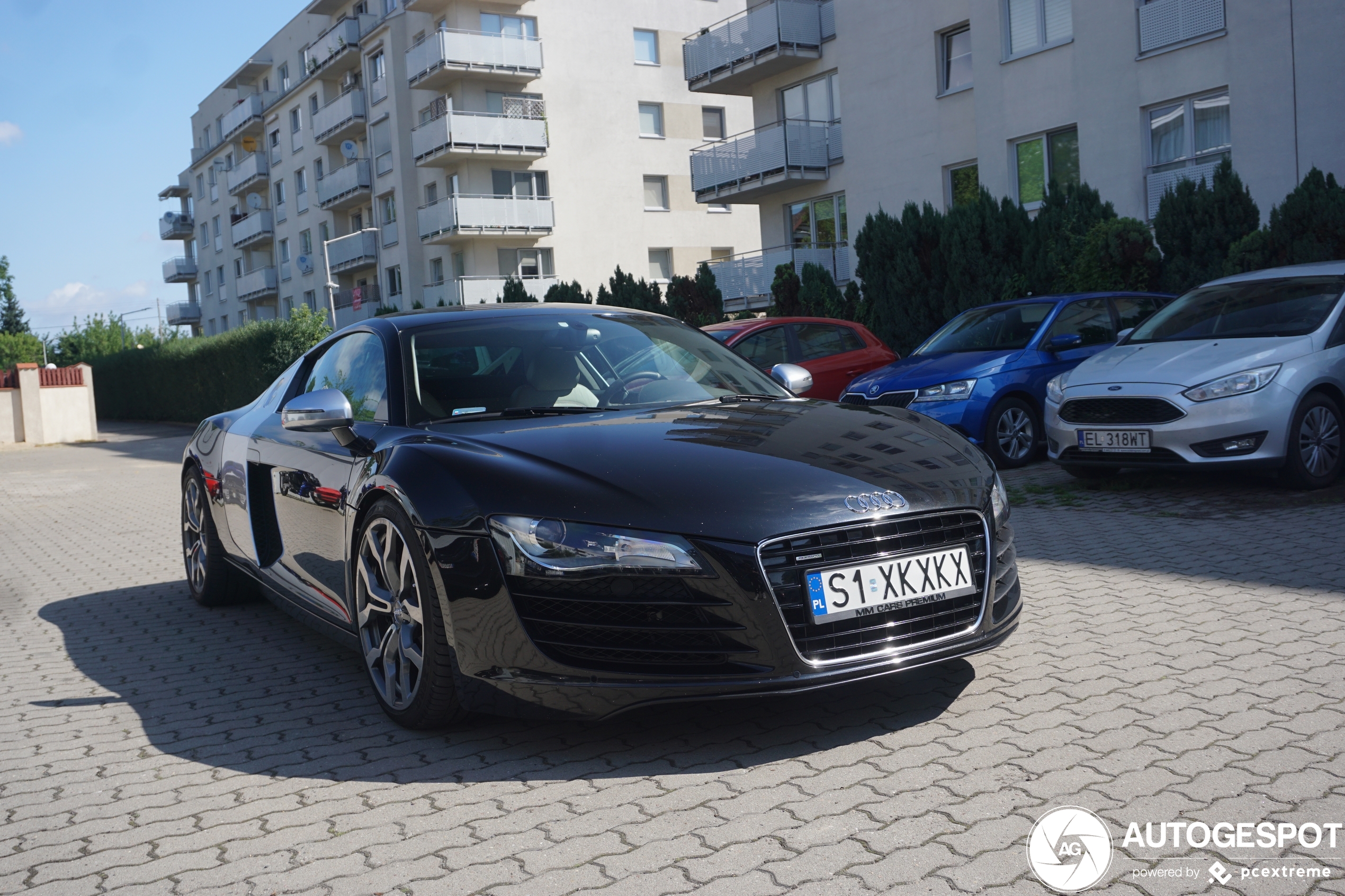 Audi R8