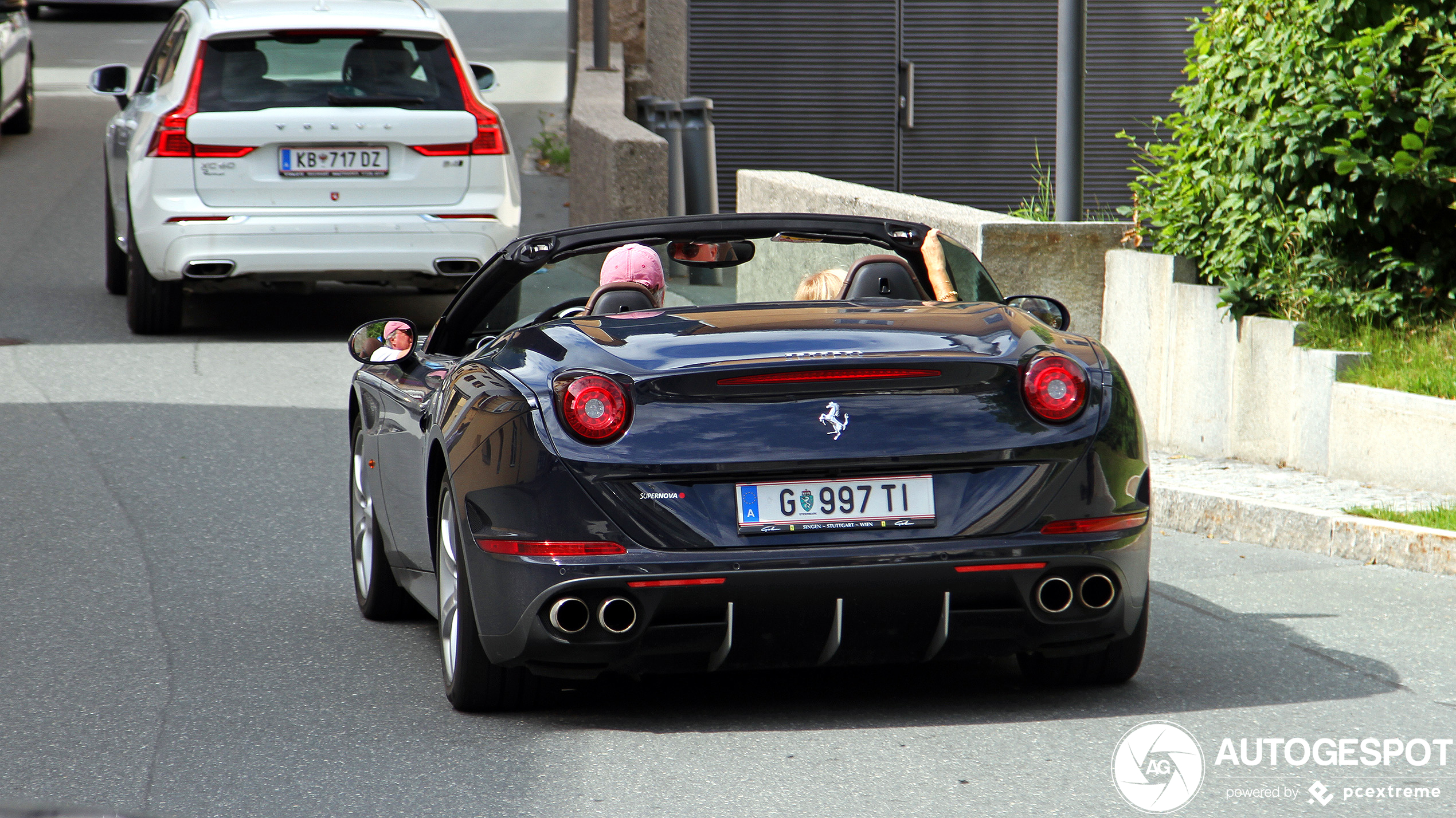 Ferrari California T