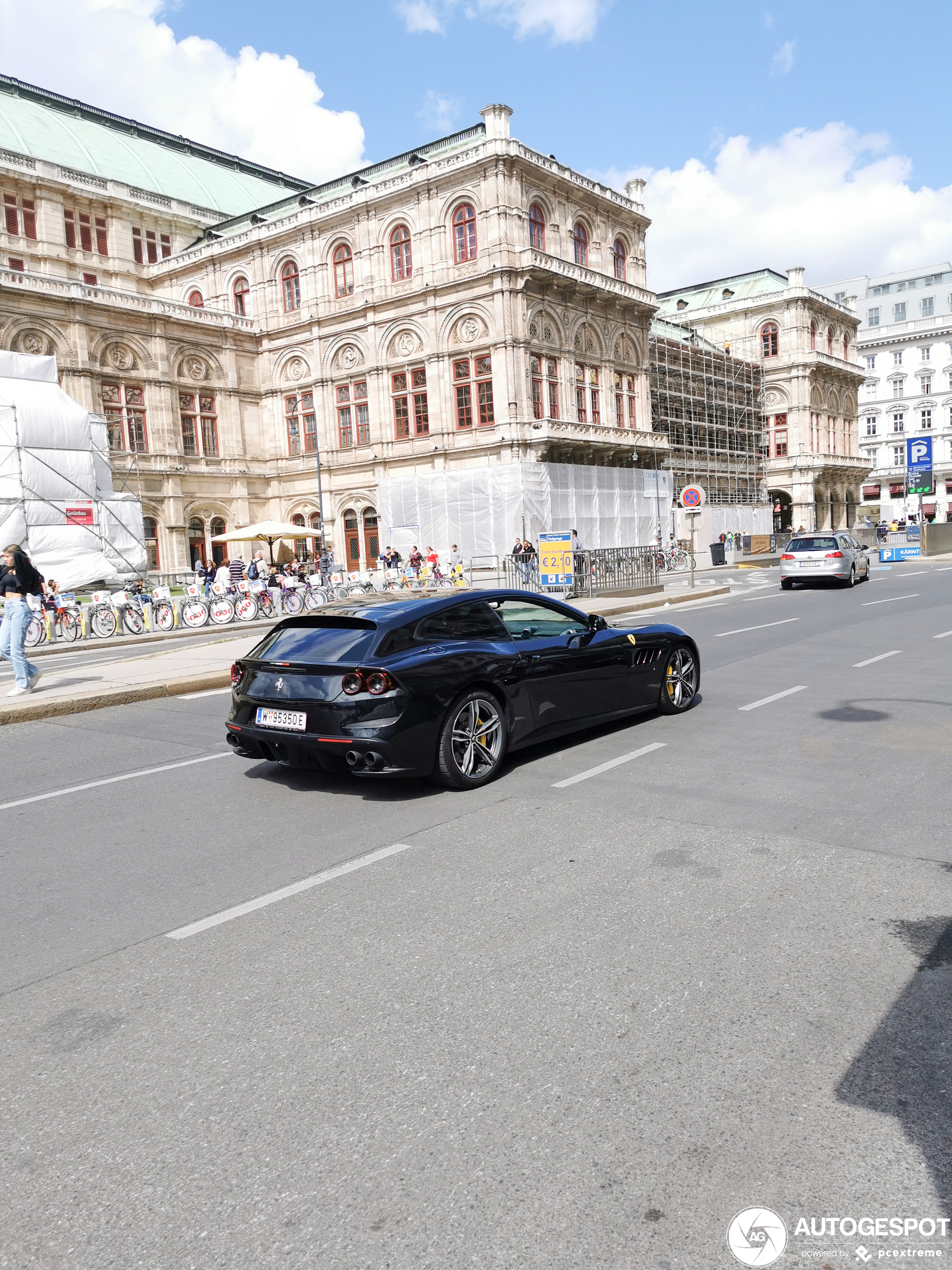 Ferrari GTC4Lusso