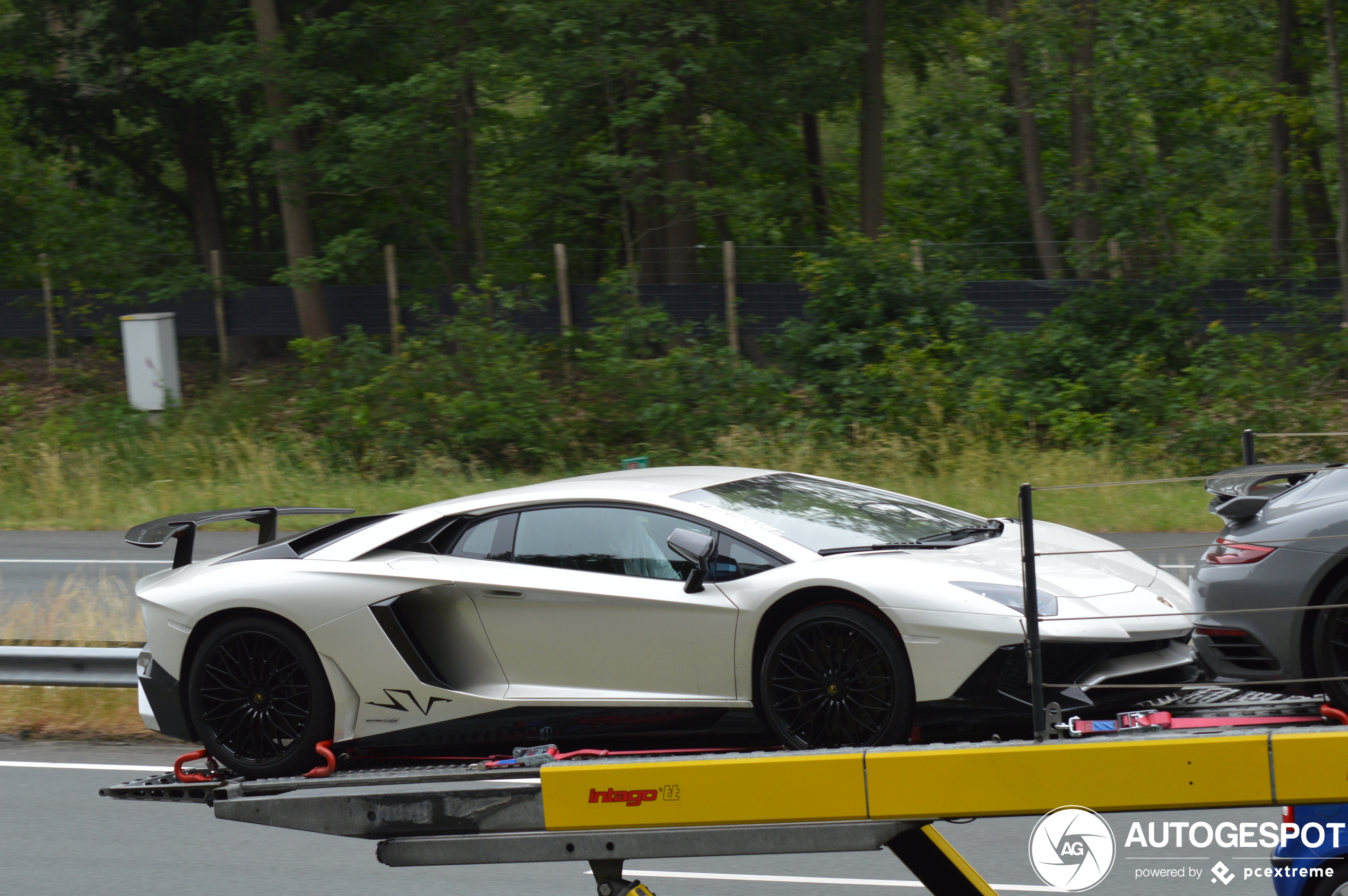 Lamborghini Aventador LP750-4 SuperVeloce