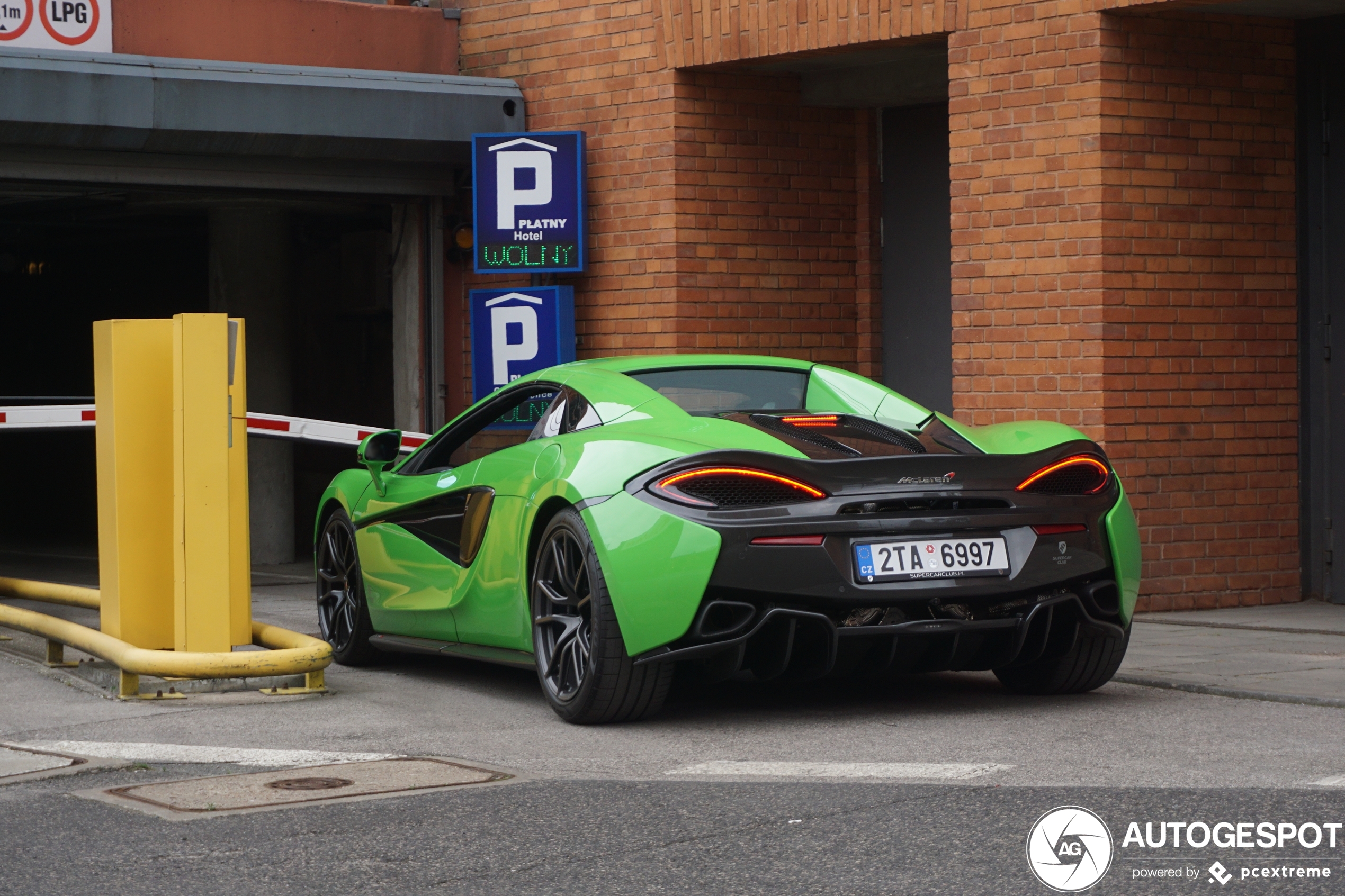 McLaren 570S Spider