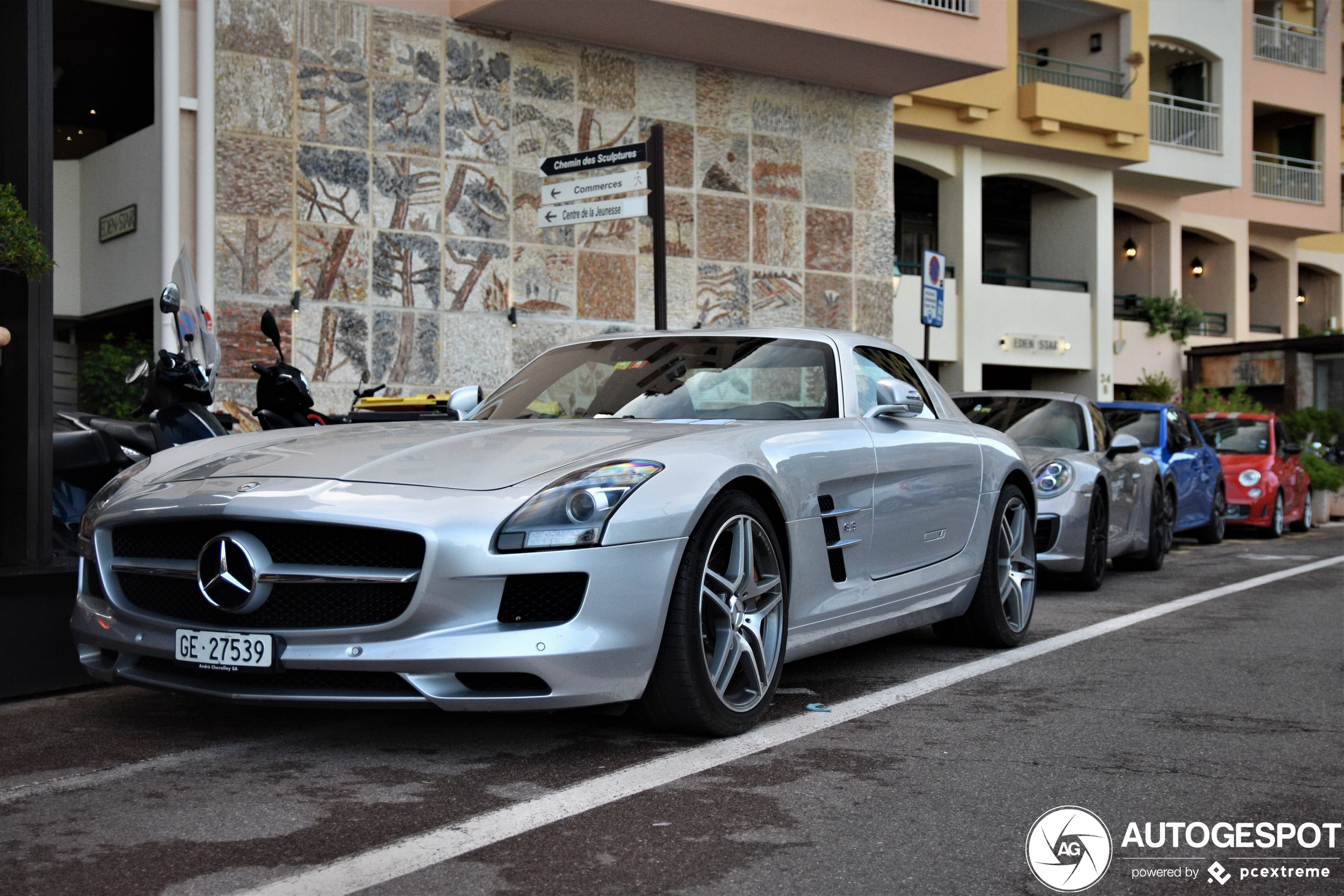 Mercedes-Benz SLS AMG