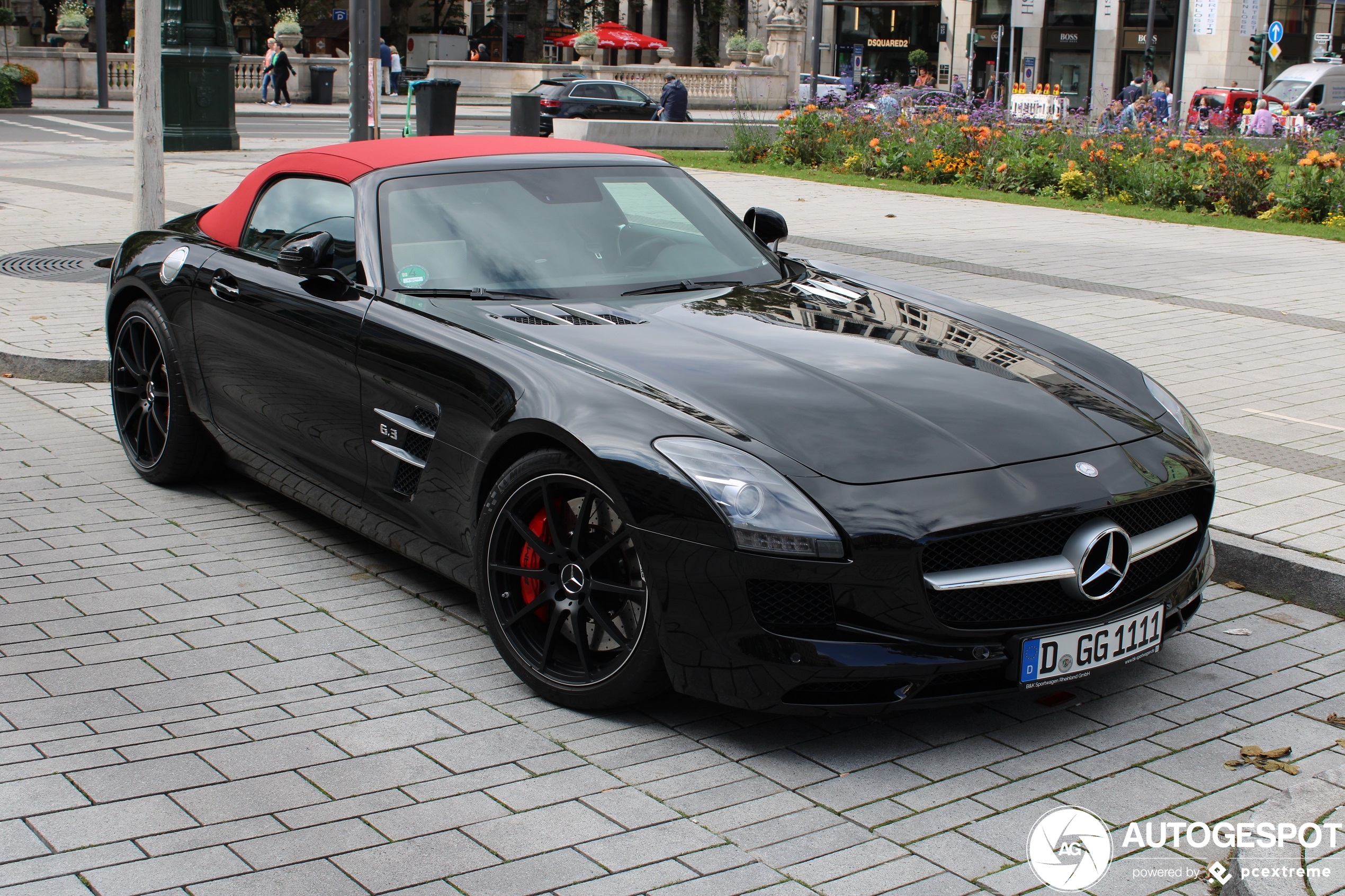 Mercedes-Benz SLS AMG Roadster