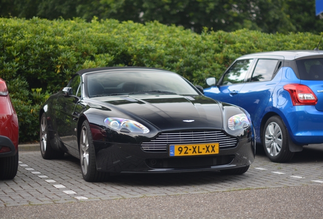 Aston Martin V8 Vantage Roadster