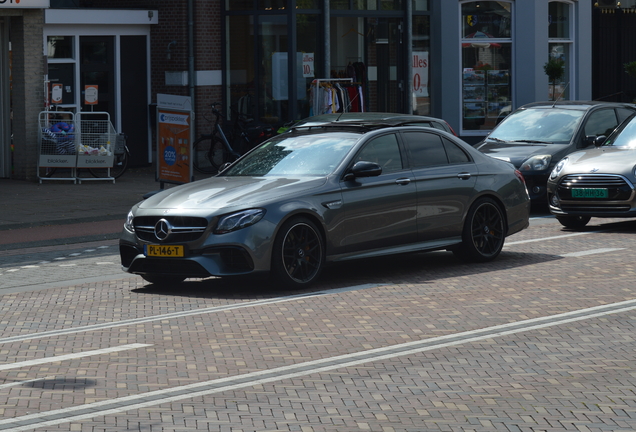 Mercedes-AMG E 63 S W213