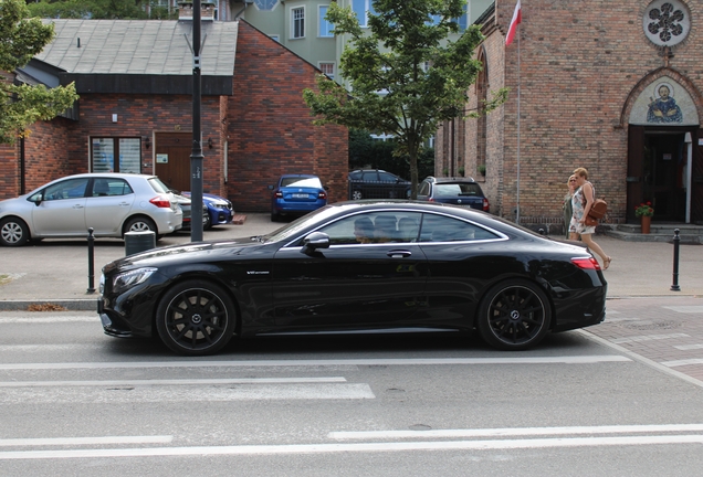 Mercedes-Benz S 63 AMG Coupé C217