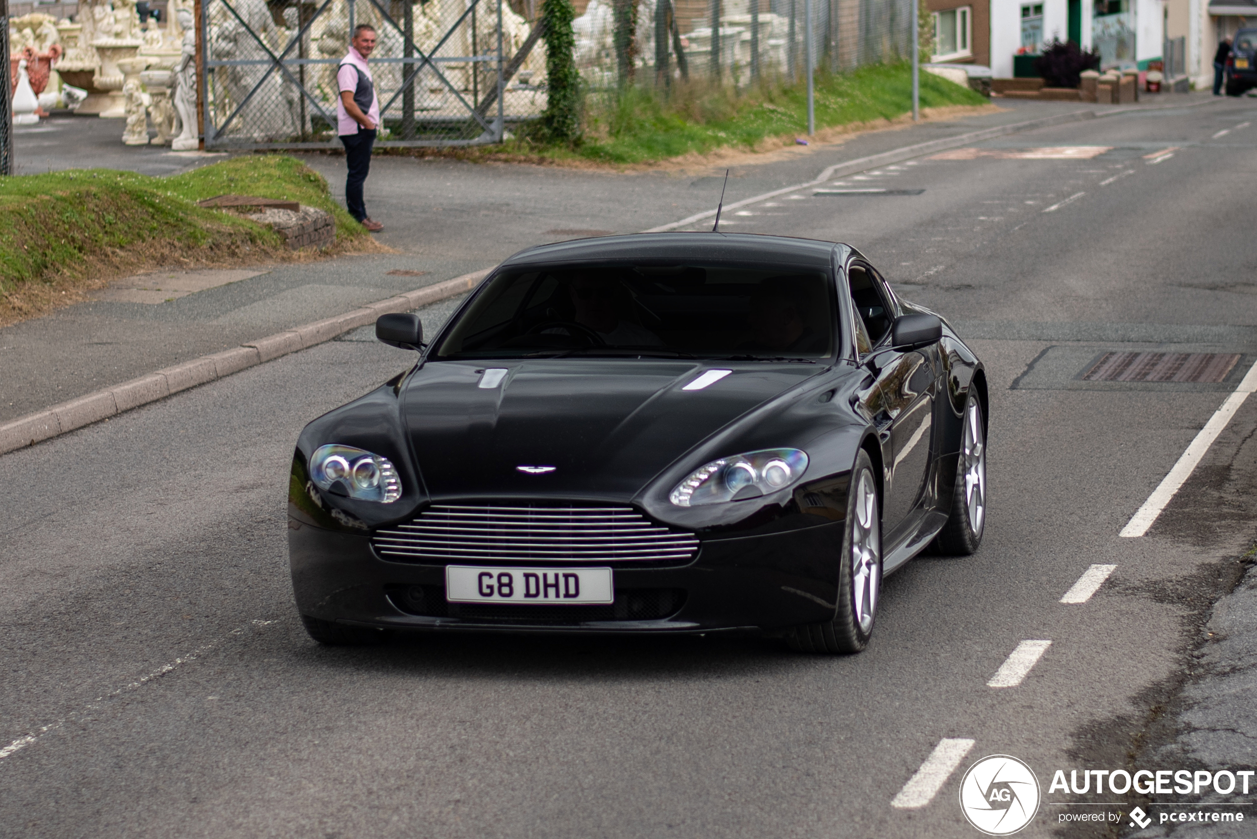 Aston Martin V8 Vantage