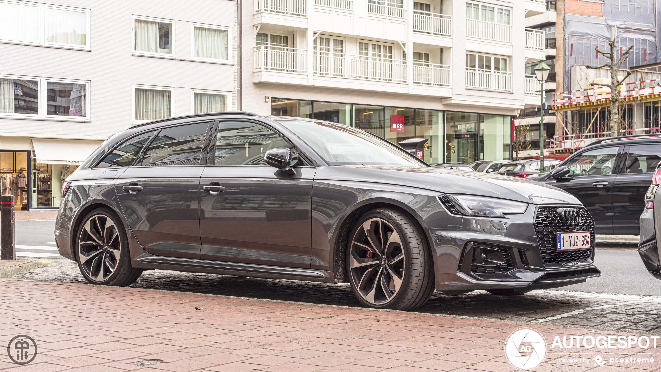 Audi RS4 Avant B9