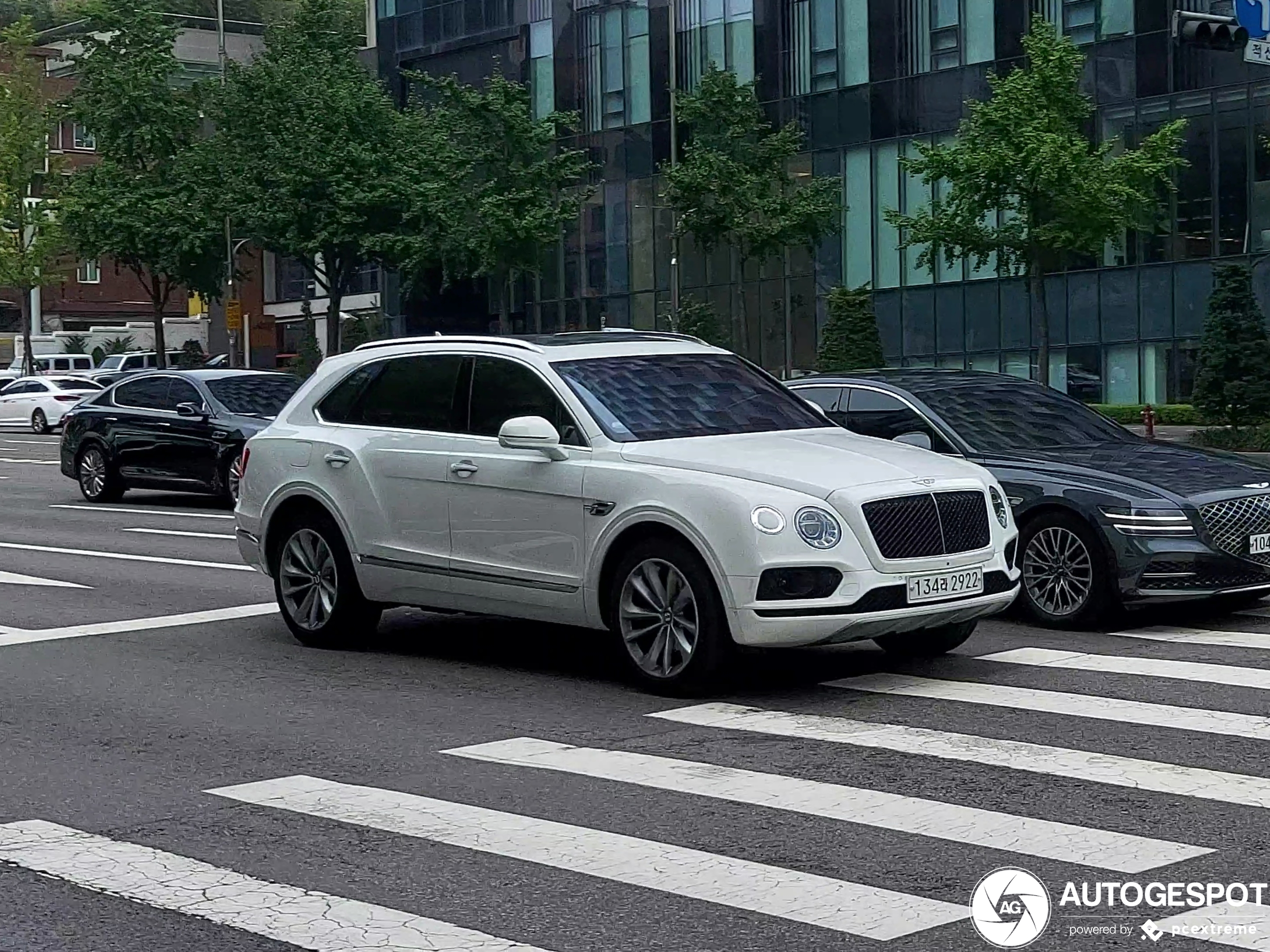 Bentley Bentayga V8