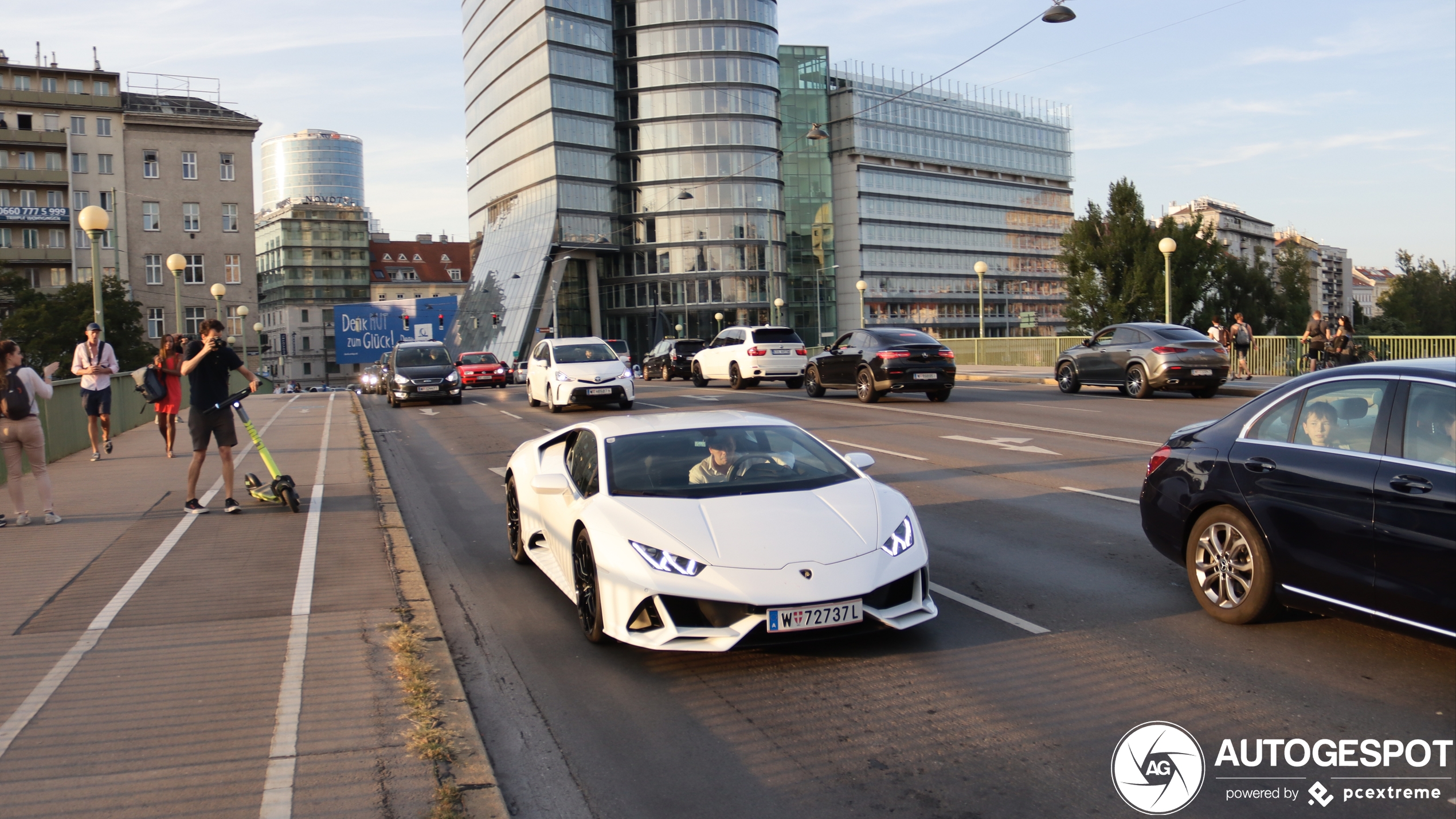 Lamborghini Huracán LP640-4 EVO