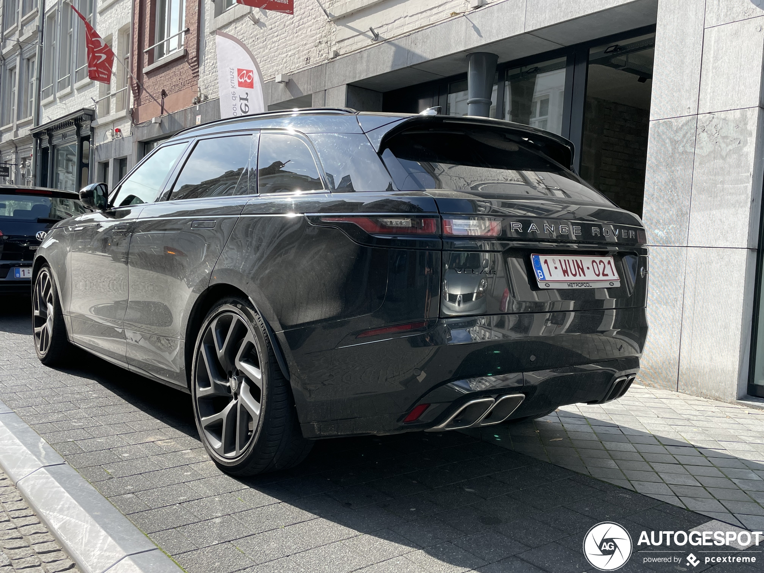 Land Rover Range Rover Velar SVAutobiography