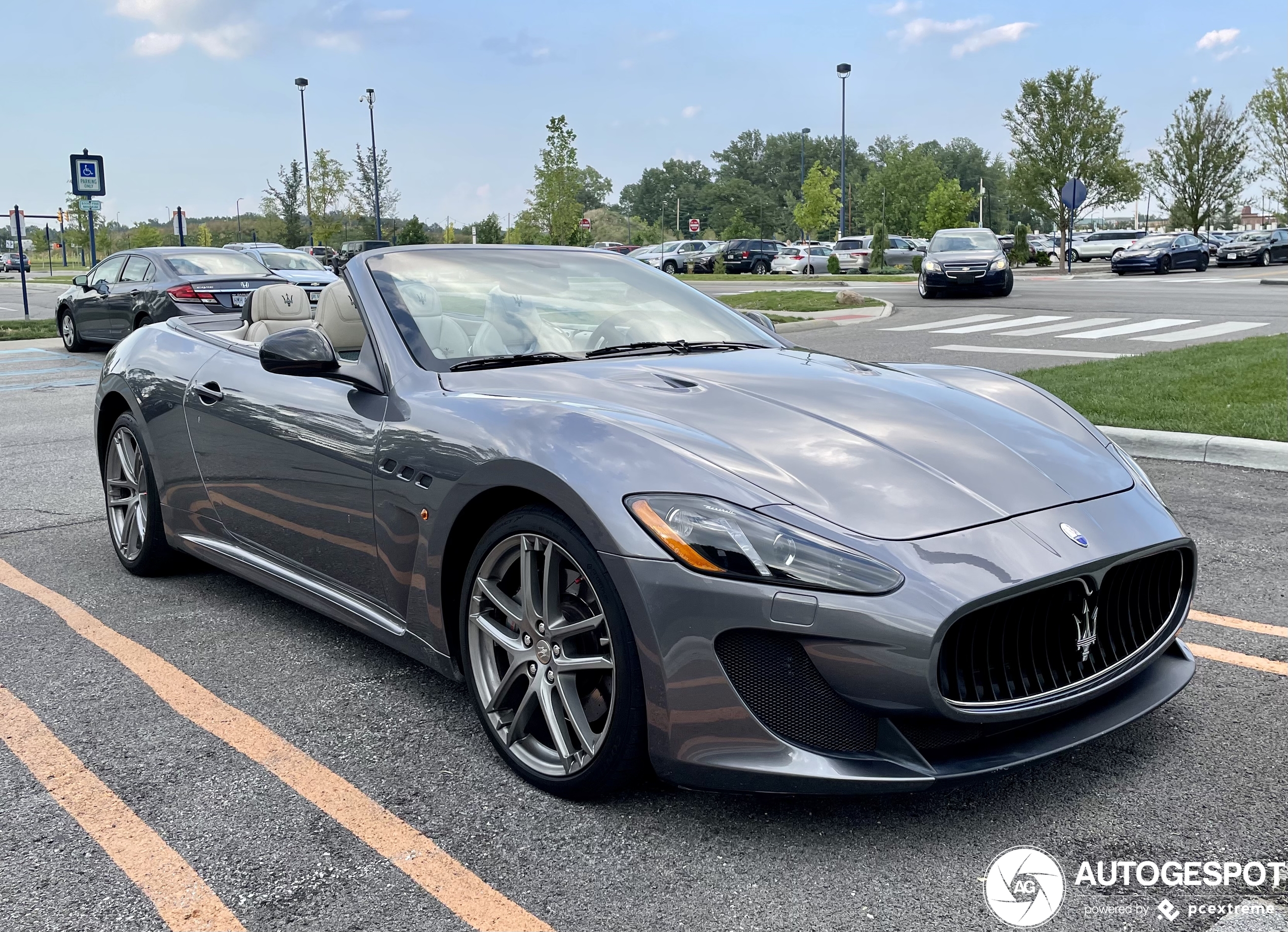 Maserati GranCabrio MC