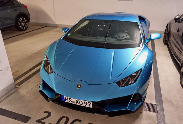 Lamborghini Huracán LP640-4 EVO